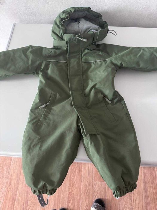 Продам детский комбинезон