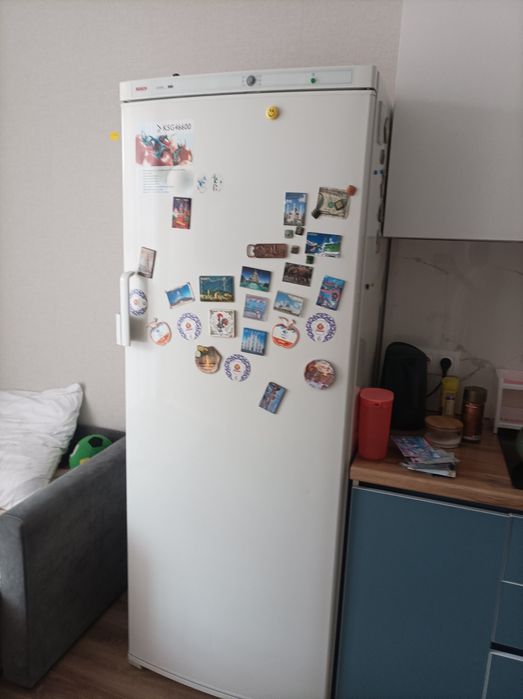 Продам холодильник