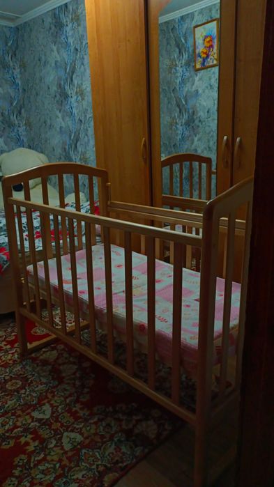 Детская кроватка