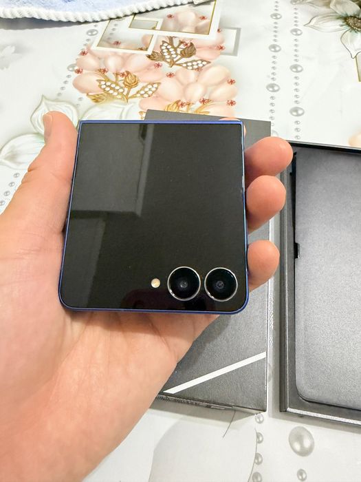 Samsung Z Flip 7 Флагман с Искуственным интелектом