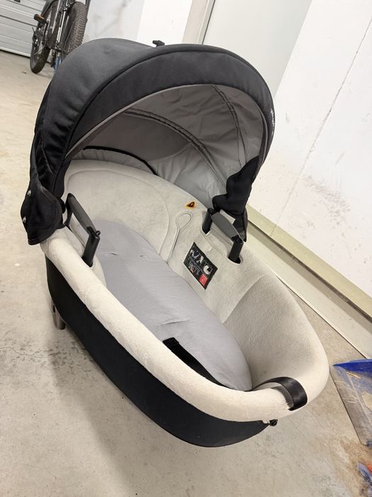 Детска количка bebe comfort с3 коша и чанта