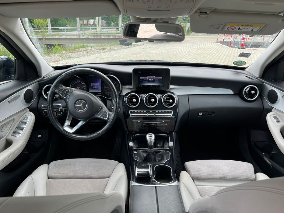 Mercedes Benz C220  W205