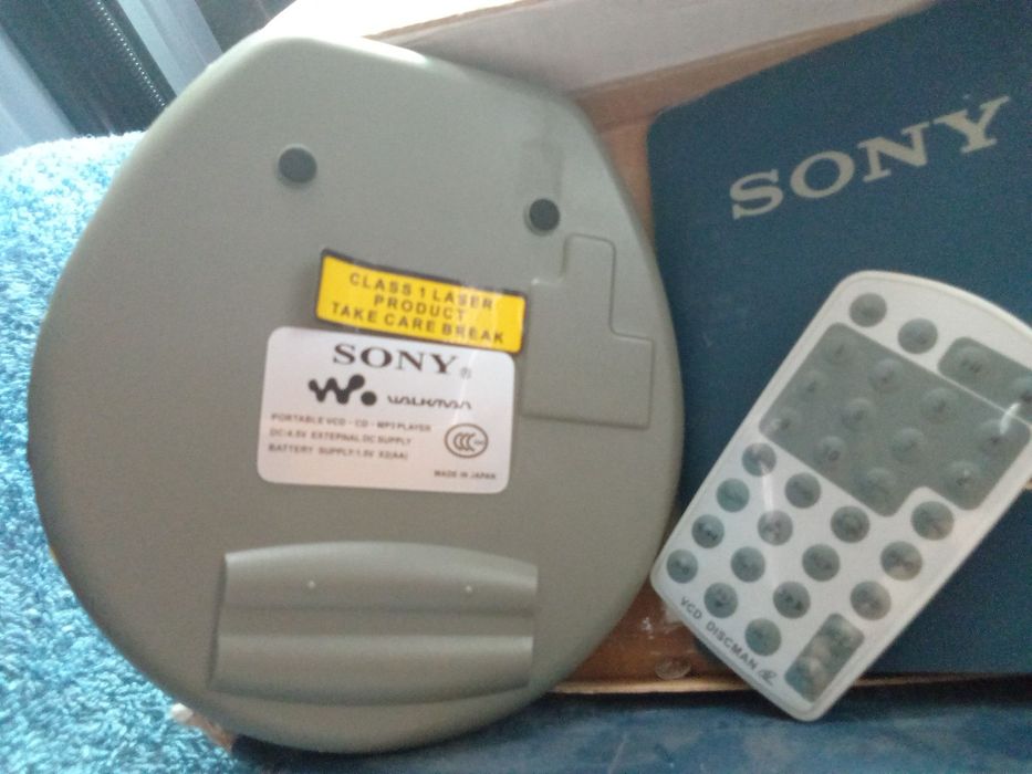 Аудио плеер Sony ретро