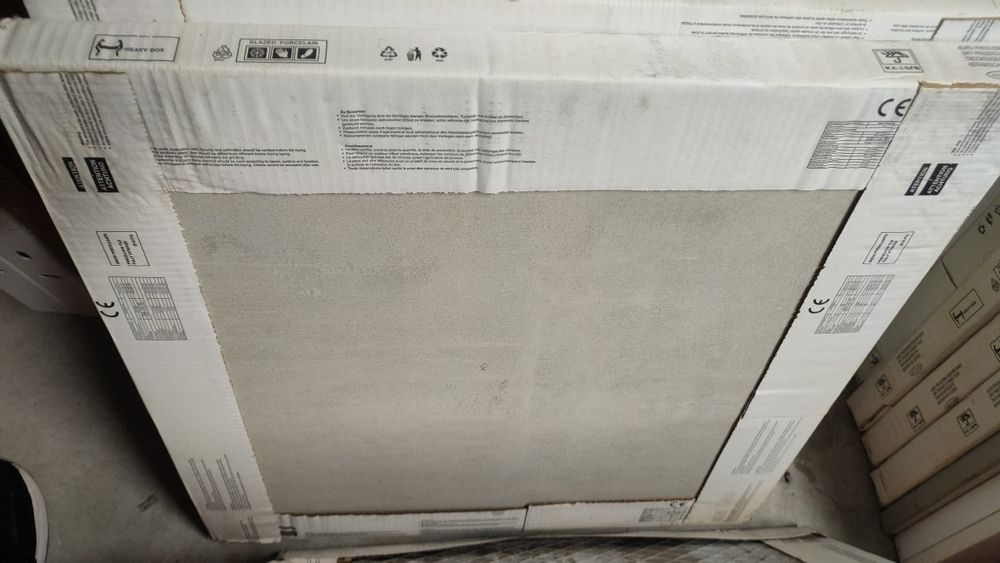 Продавам гранитогрес за двоен под 2см дебелина