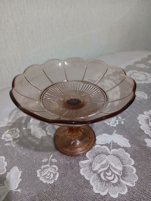 Фруктовница или конфетница 2шт.