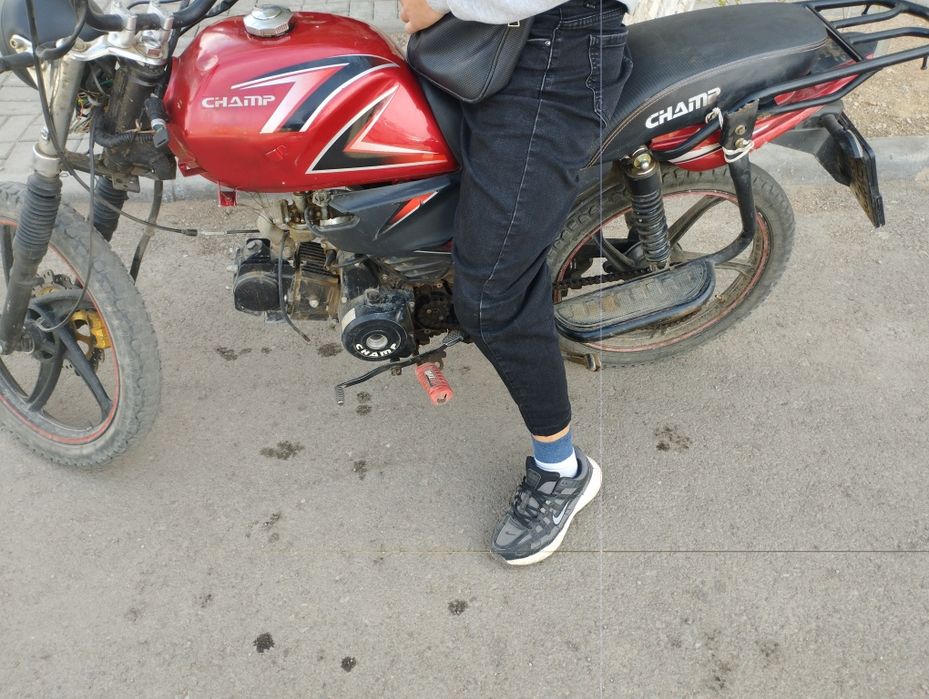 Продам мотоцикл чамп