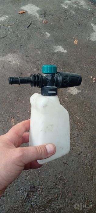 Бачок для распыления пены