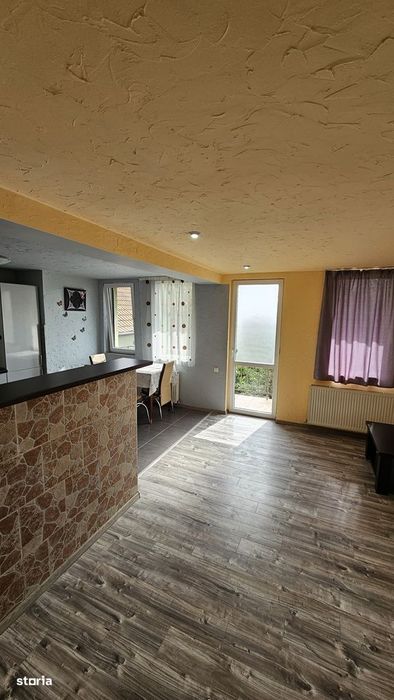 Inchiriez apartament 3 camere Dambul Rotund