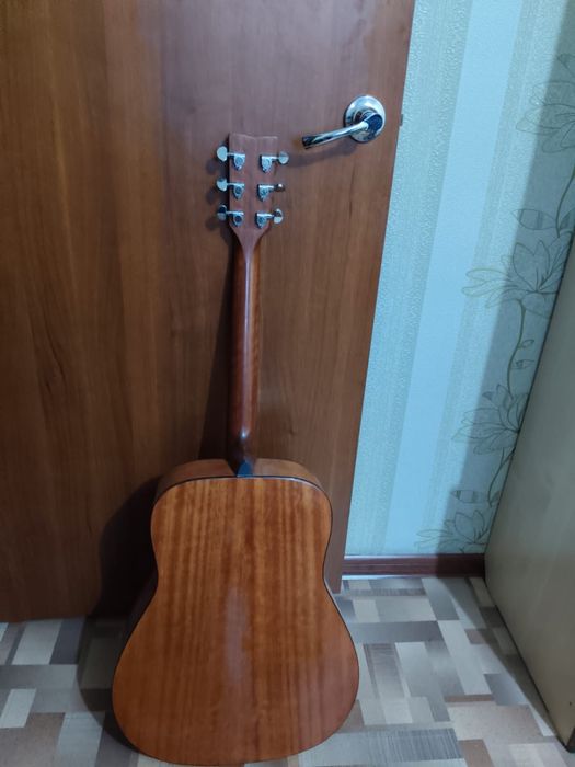 Срочно продается гитара Yamaha
