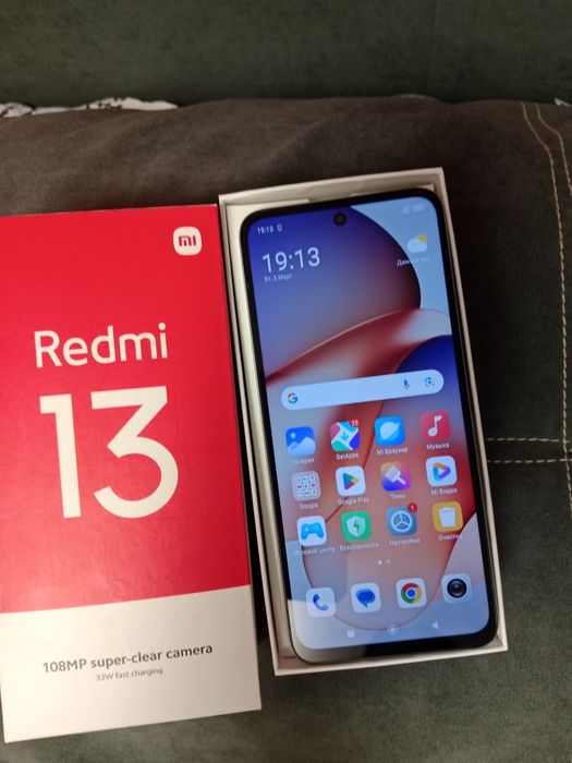 Новый в коробке Redmi 13