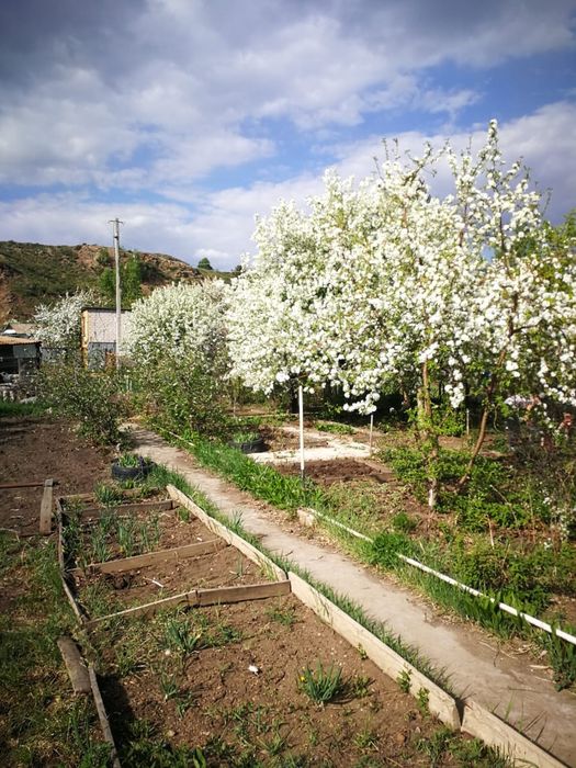 продам дачный участок,на ж/д дачах