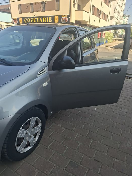 Chevrolet aveo hatchback