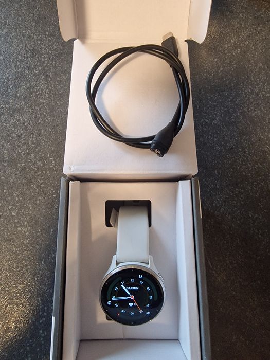 Garmin Venu 3 - alb - pachet complet