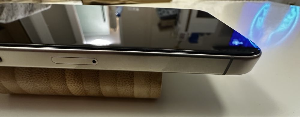 Продавам iPhone 15 Pro Max
