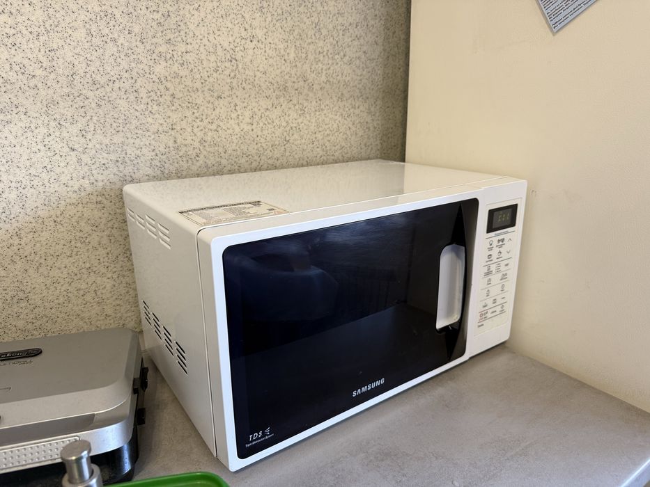 Продам микроволновку