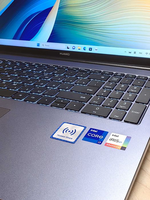 Huawei Matebook D16 i7-13700H, 16Gb 1TB, 330nit, 100% SRGB. BOX