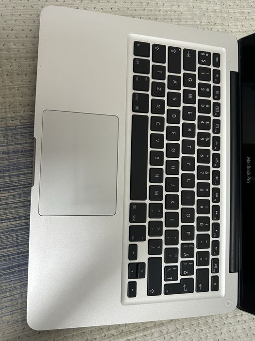 MacBook 13 Pro Mid 2010