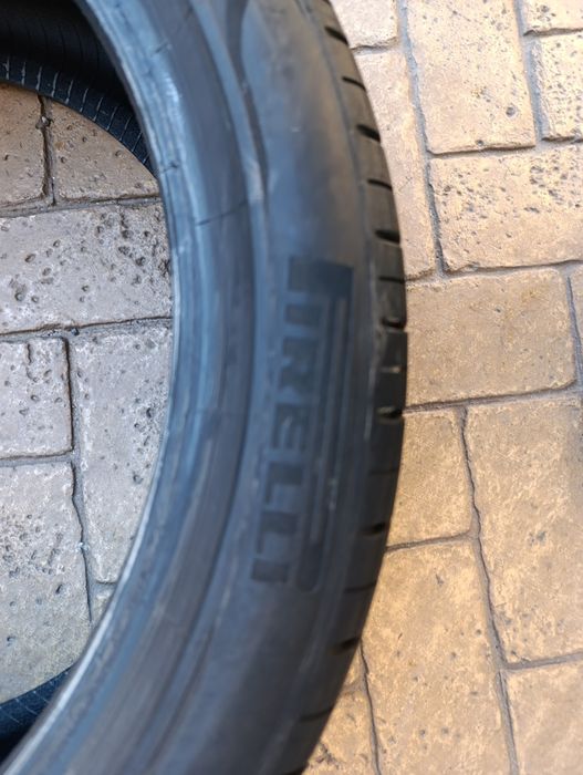 Летни гуми  Pirelli 255/40/20 dot 4823
