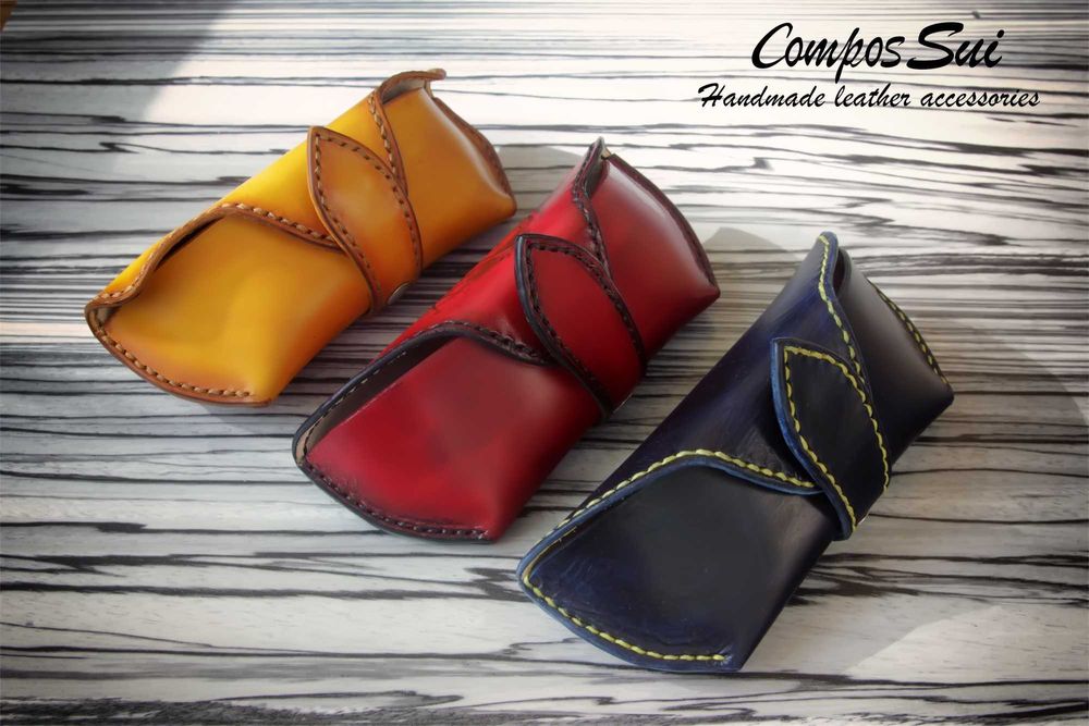 КОЖЕНИ АКСЕСОАРИ Портефейли, Табакери, Калъфи за очила и ножове и др.