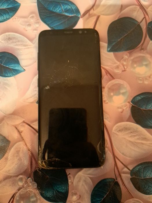 Продам самсунг s8