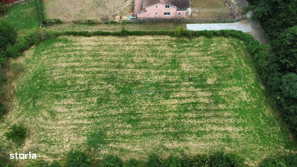 Vanzare teren 1000 mp, liniste si aer curat
