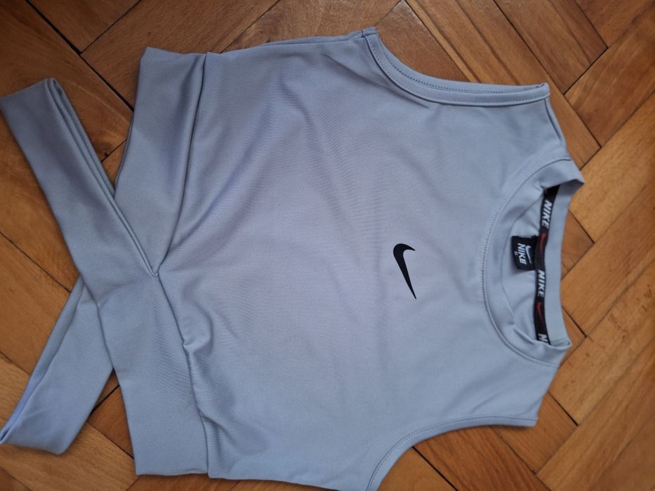 Дамски тениски и потници