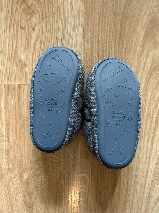 Нови бебешки пантофи Zara home