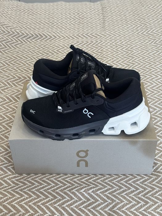 Кроссовки On Running