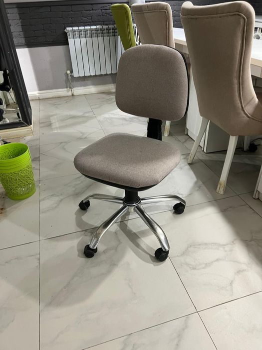 Продается мебель для салона красоты