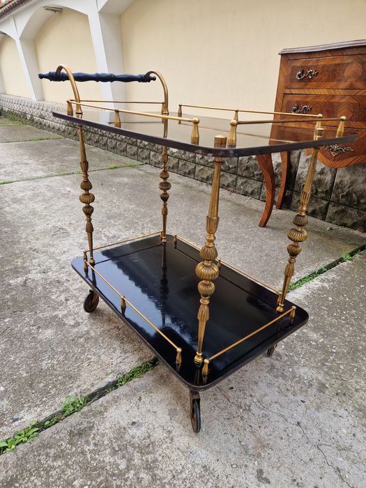 Страхотна антикварна италианска количка за сервиране