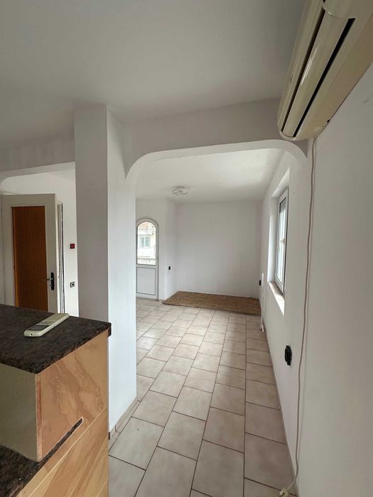 Продава се Двустаен апартамент в Бургас, Лазур - 42 кв.м за 1203 €/кв.м - Снимка #14