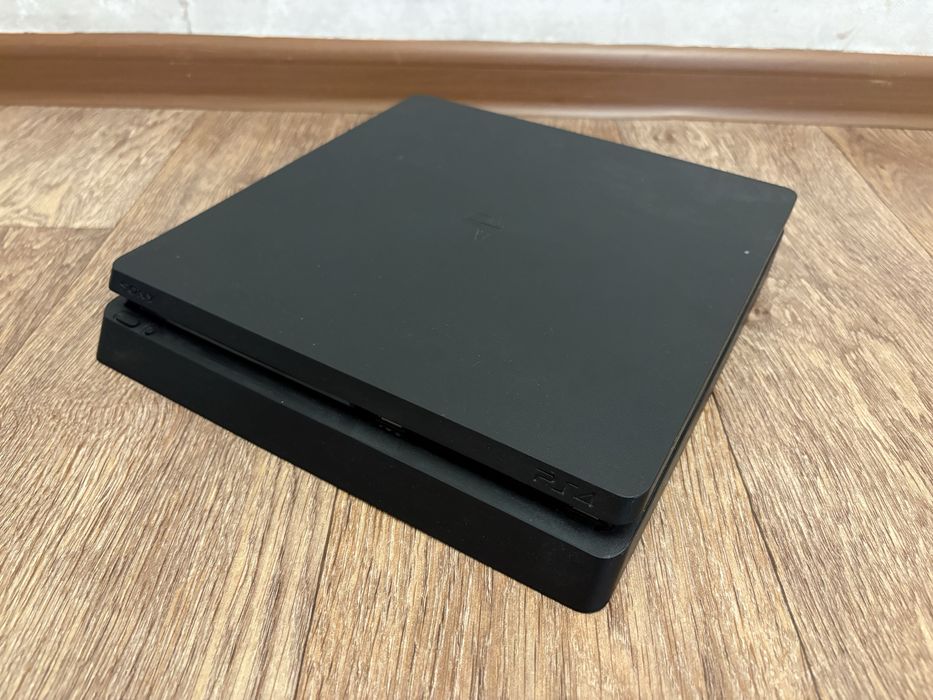 Продам playstation 4