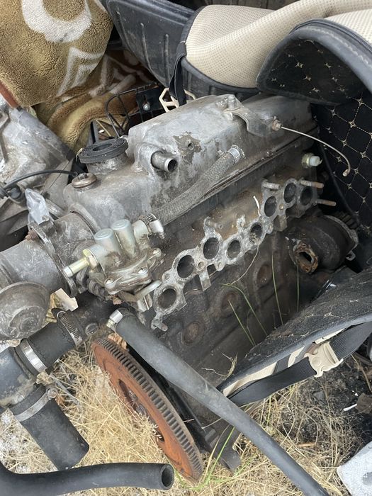 Двиготель и кпп на ваз