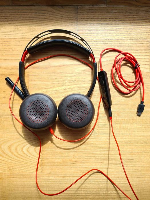 Casti cu fir Jabra si Plantronics