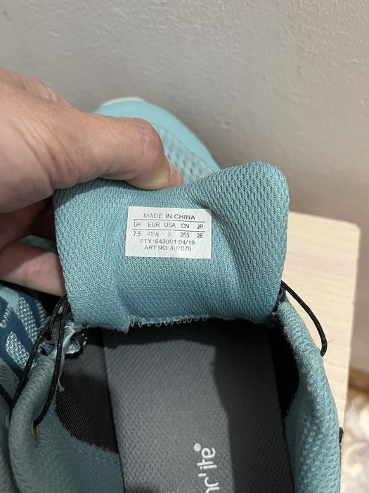 Кроссовки Salomon размер 41