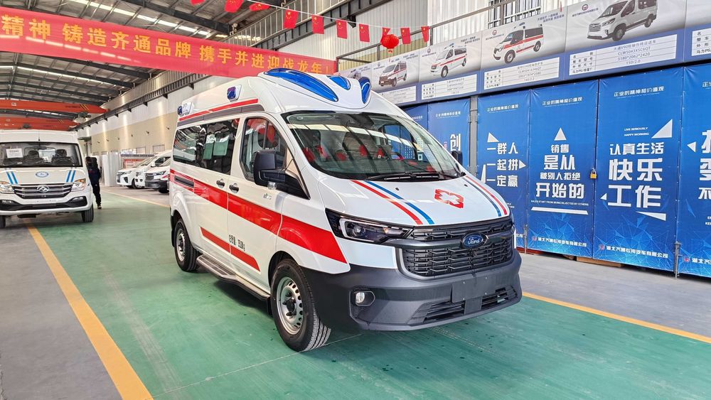 Ford Transit Ambulance - машина скорой помощи, цена с растаможкой