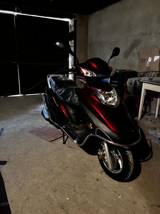 Новый, 125 куб, автомат