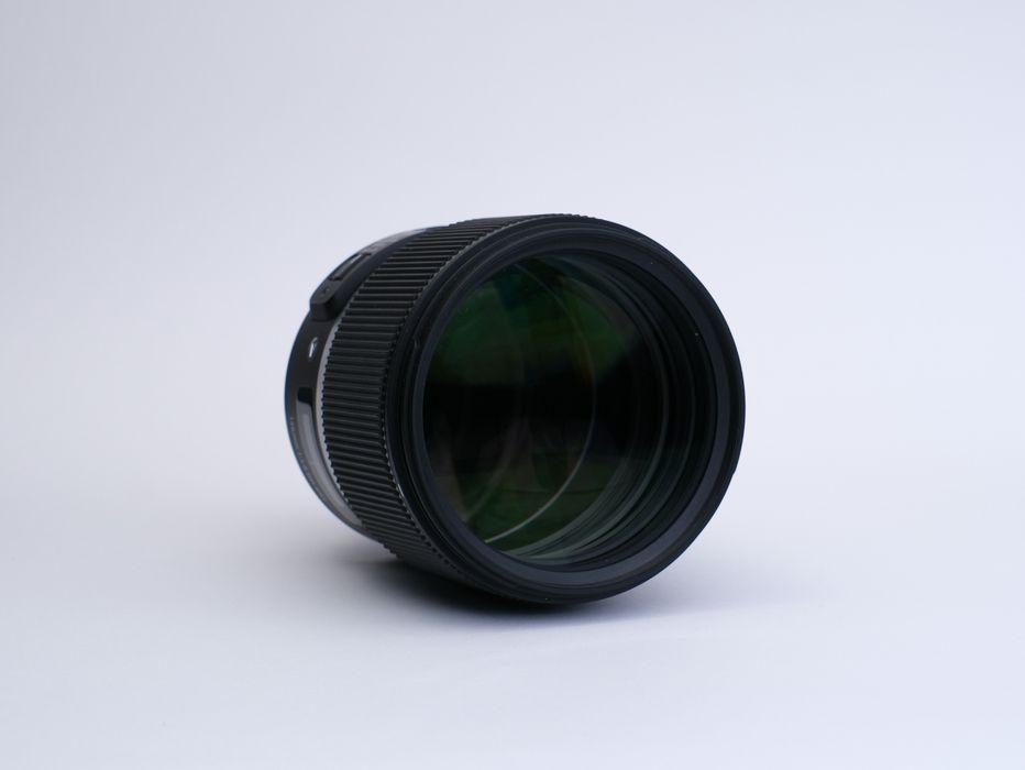 Sigma 135mm 1.8 Art за Nikon