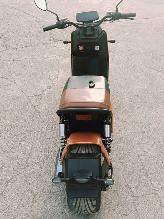 Scuter electric - moped