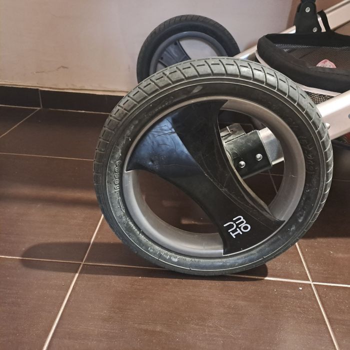 Бебешка количка и столче Мони