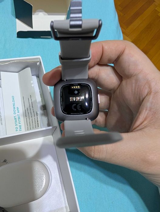 Smartwatch Fitbit Versa 2, NFC, WiFi, Bluetooth, Gri, NOU NEPURTAT