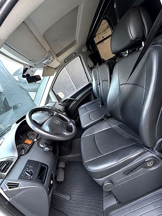 Mercedes-Benz Vito Facelift 3.0D V6 224CP Automat