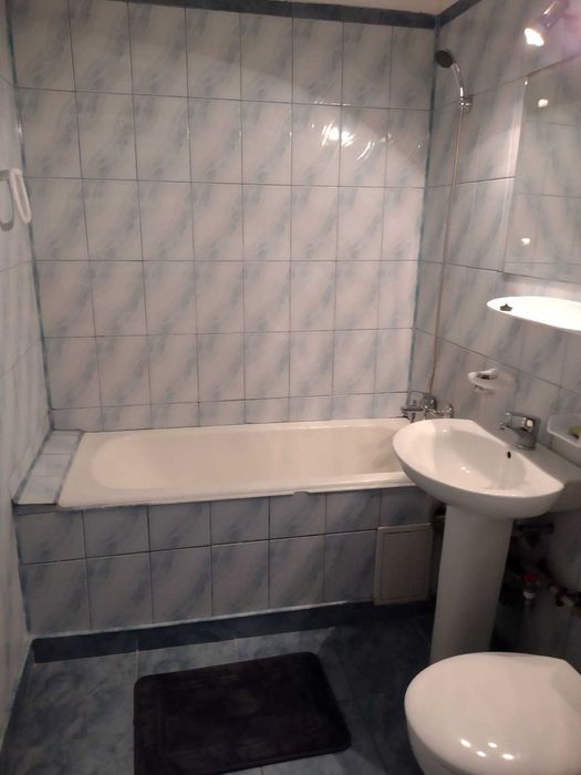 Particular - inchiriez doua camere