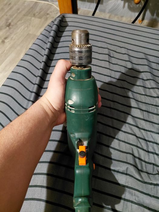 Продам Дрель ИЭ 1519