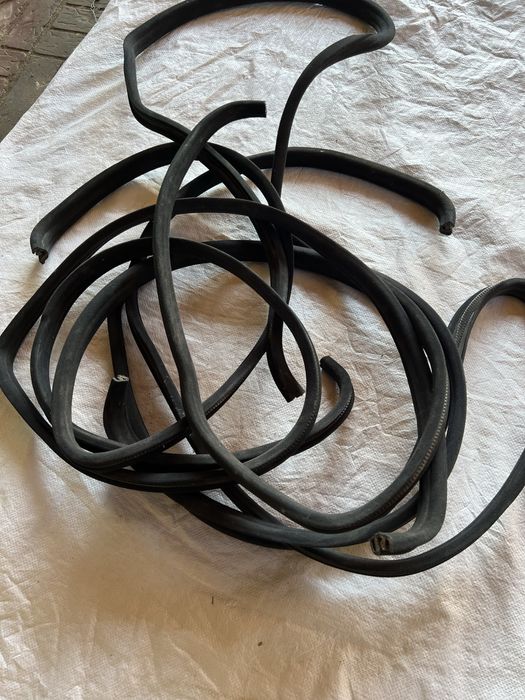 Салонные детали W124