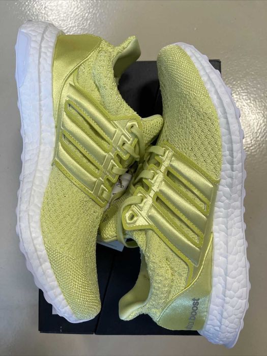 Оригинални  маратонки * ADIDAS ULTRABOOST DNA 5.0 *EU40 2/3 - 42 2/3