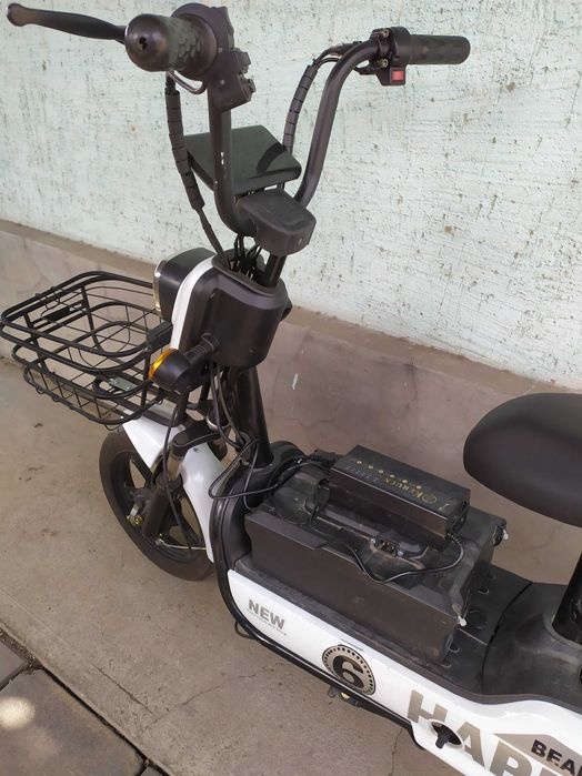 Электро-скутер б/у продам.