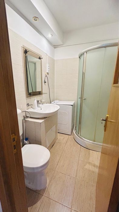 Inchiriez apartament 2 camere