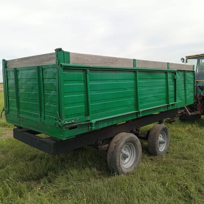 Продам трактор ЮМЗ 6, прицеп , культиватор