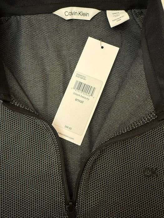 Calvin Klein футболка
